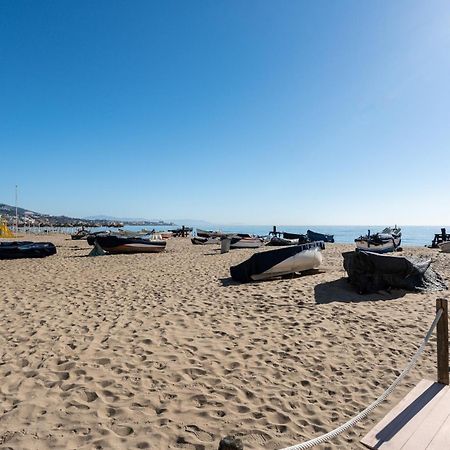 Malagasuite Fuengirola Beach & Sun ภายนอก รูปภาพ