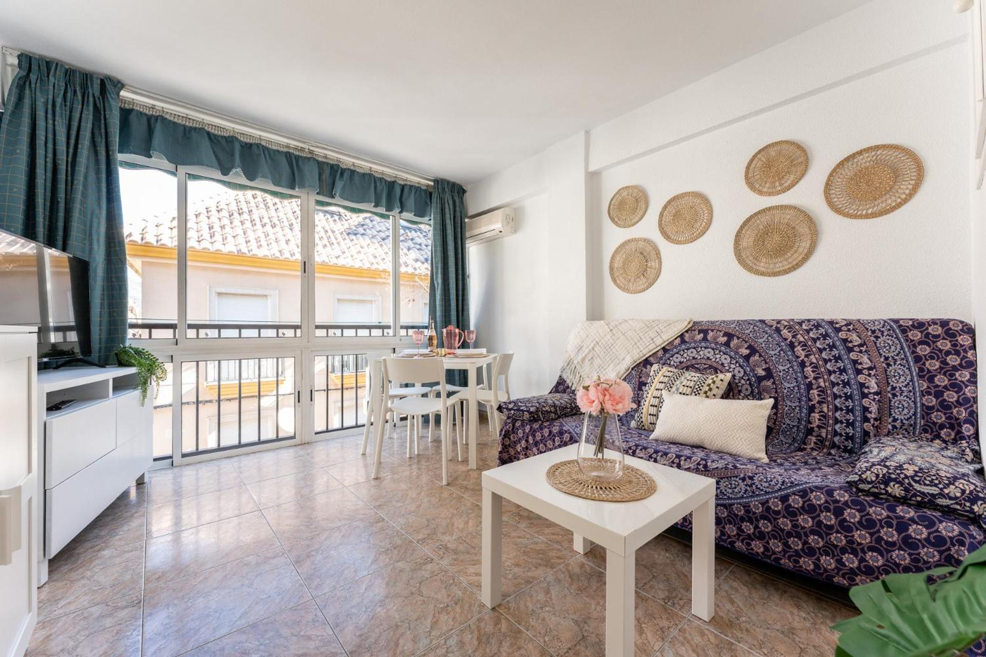 Malagasuite Fuengirola Beach & Sun ภายนอก รูปภาพ